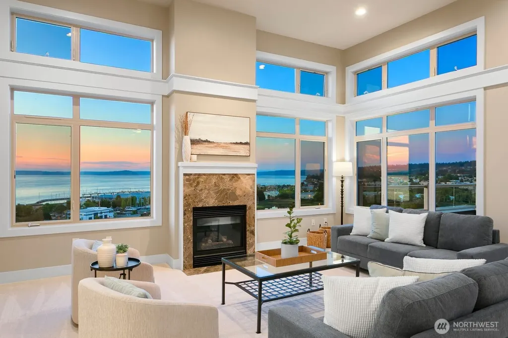 55 Pine Street Edmonds WA 98020