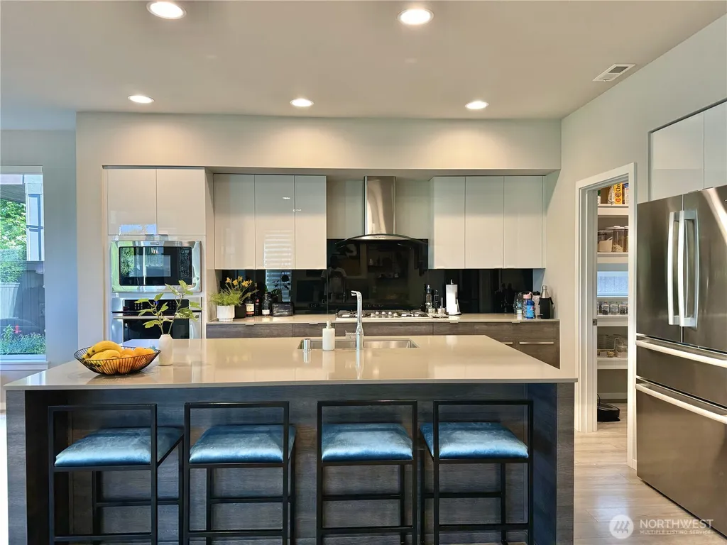 2126 100th Dr SE Lake Stevens WA 98258