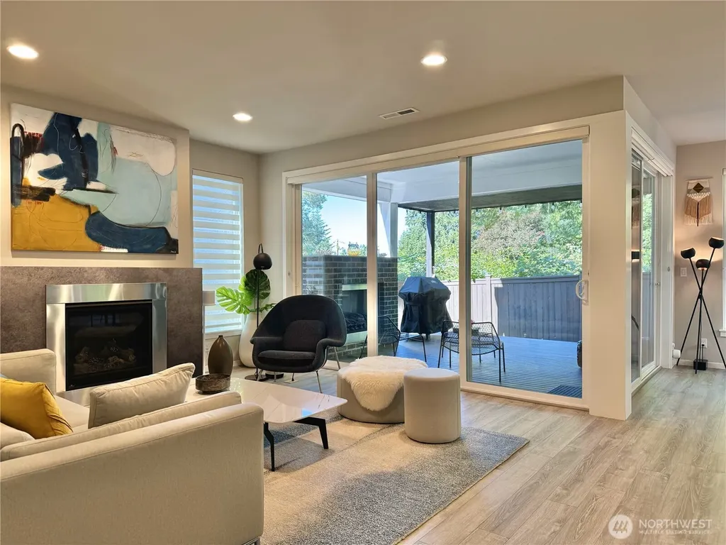 2126 100th Dr SE Lake Stevens WA 98258