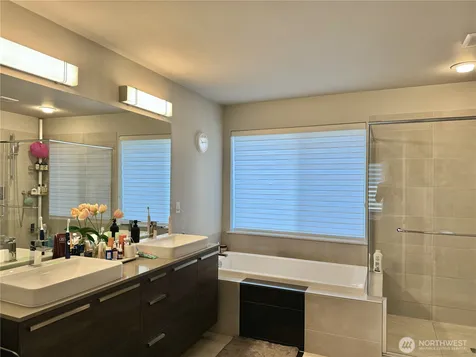 2126 100th Dr SE Lake Stevens WA 98258