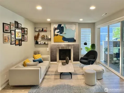 2126 100th Dr SE Lake Stevens WA 98258