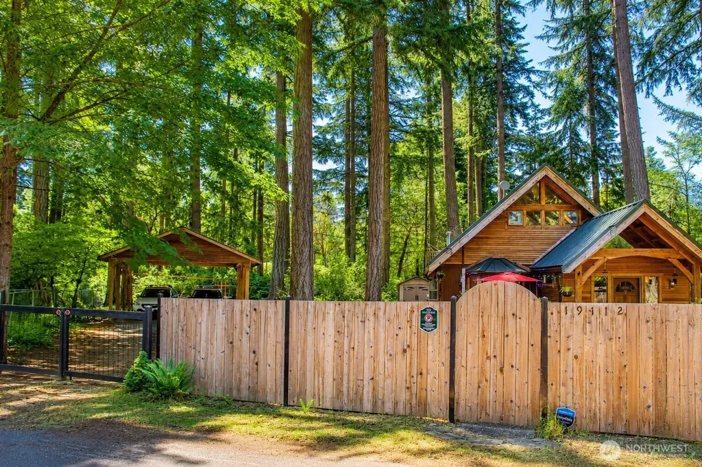 19112 SW 19th Street Lakebay WA 98349