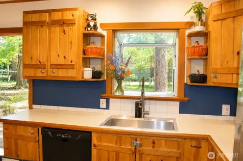 19112 SW 19th Street Lakebay WA 98349