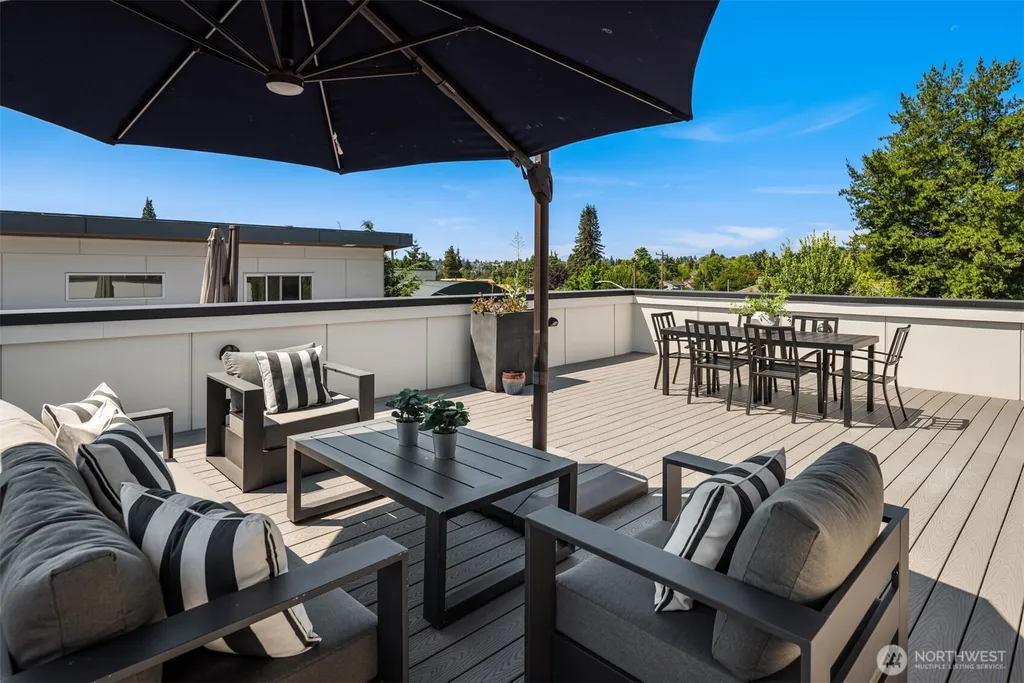 8509 Burke Avenue N Seattle WA 98103