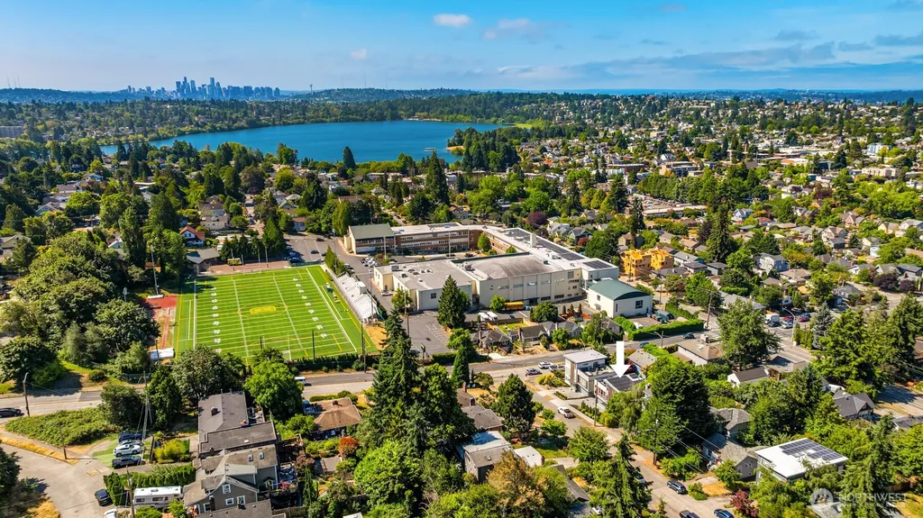8509 Burke Avenue N Seattle WA 98103