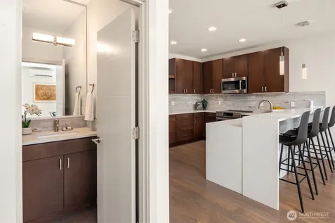 8509 Burke Avenue N Seattle WA 98103