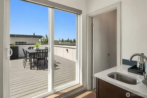 8509 Burke Avenue N Seattle WA 98103