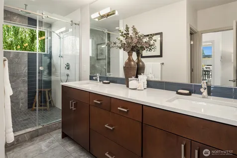 8509 Burke Avenue N Seattle WA 98103