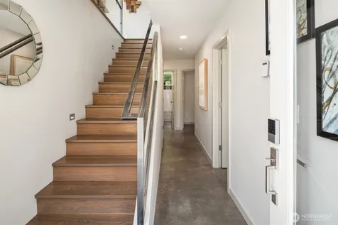 8509 Burke Avenue N Seattle WA 98103
