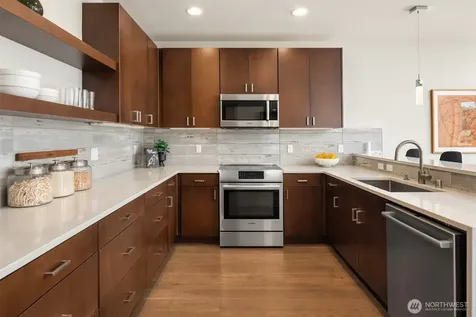 8509 Burke Avenue N Seattle WA 98103