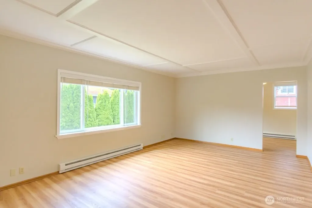 9017 5th Avenue NE Seattle WA 98115