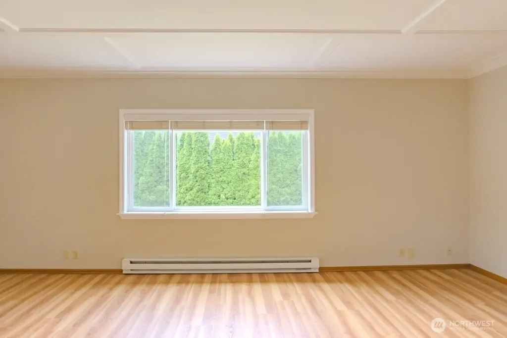 9017 5th Avenue NE Seattle WA 98115