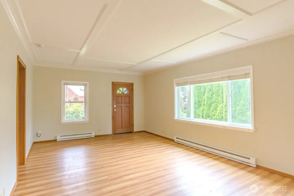 9017 5th Avenue NE Seattle WA 98115