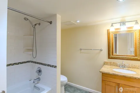 9017 5th Avenue NE Seattle WA 98115