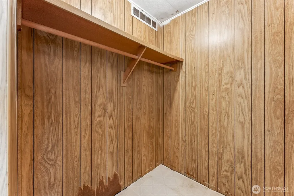 15324 50th Street E Sumner WA 98390