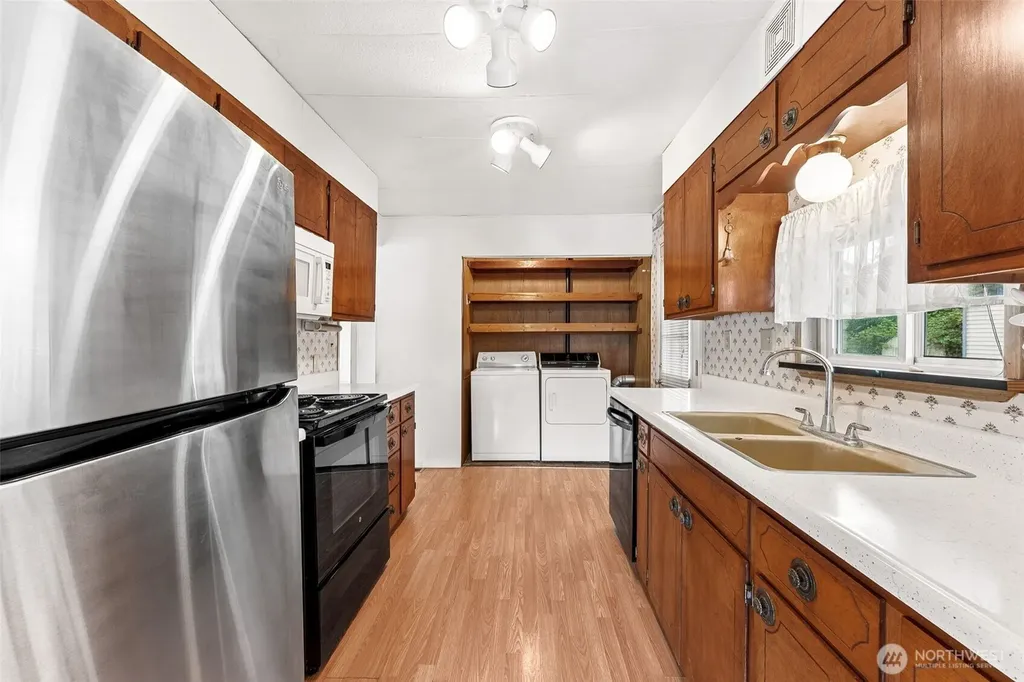 15324 50th Street E Sumner WA 98390