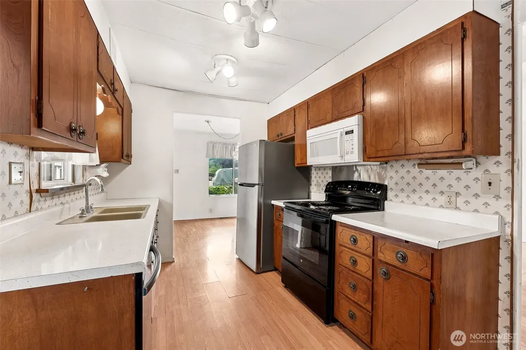 15324 50th Street E Sumner WA 98390