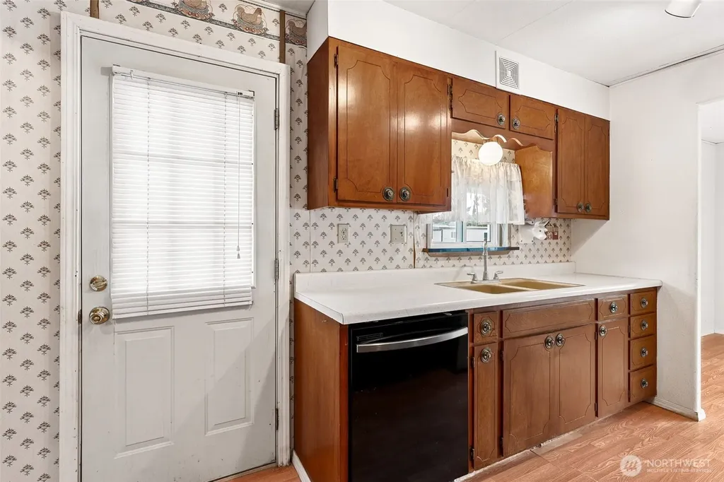 15324 50th Street E Sumner WA 98390