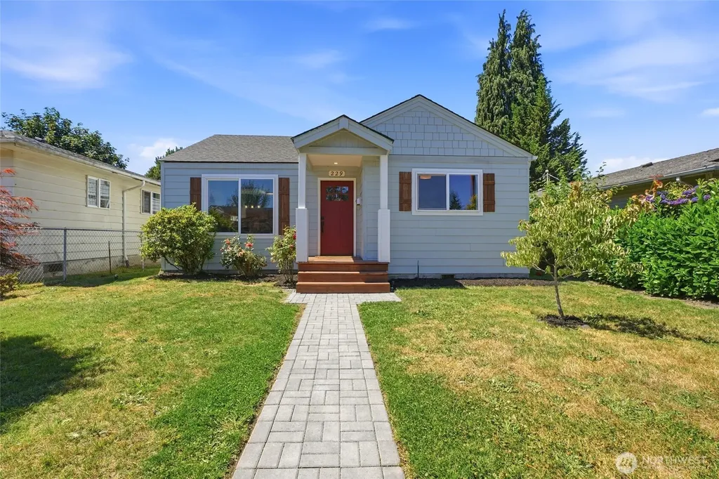 229 19th Avenue Longview WA 98632
