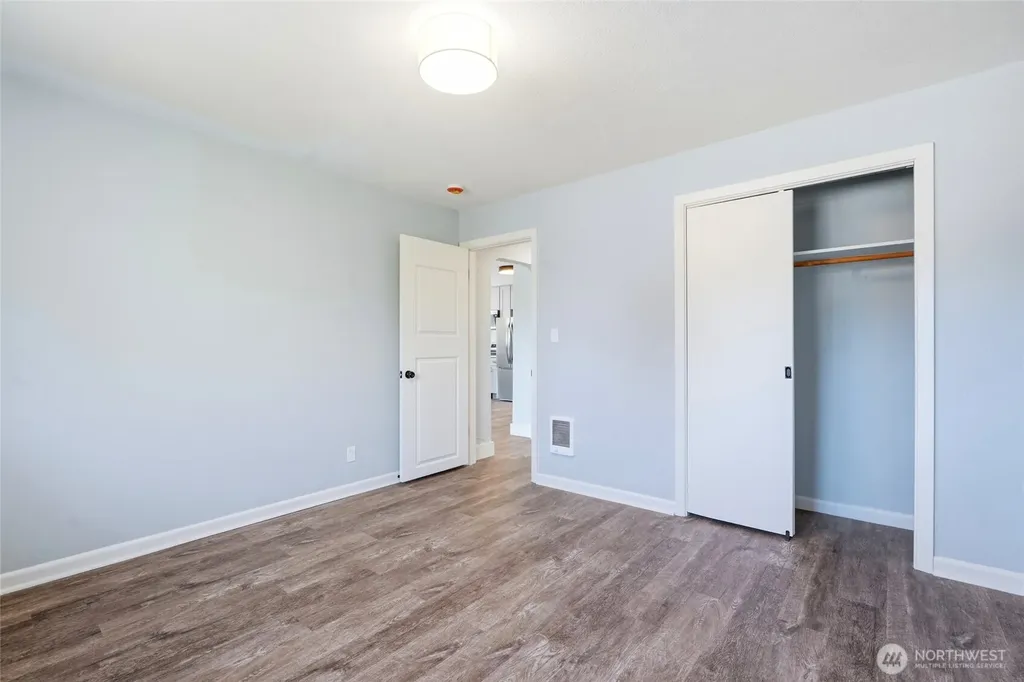 229 19th Avenue Longview WA 98632