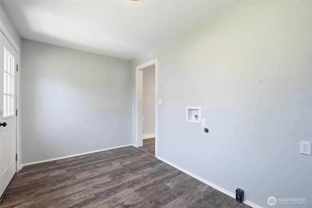 229 19th Avenue Longview WA 98632