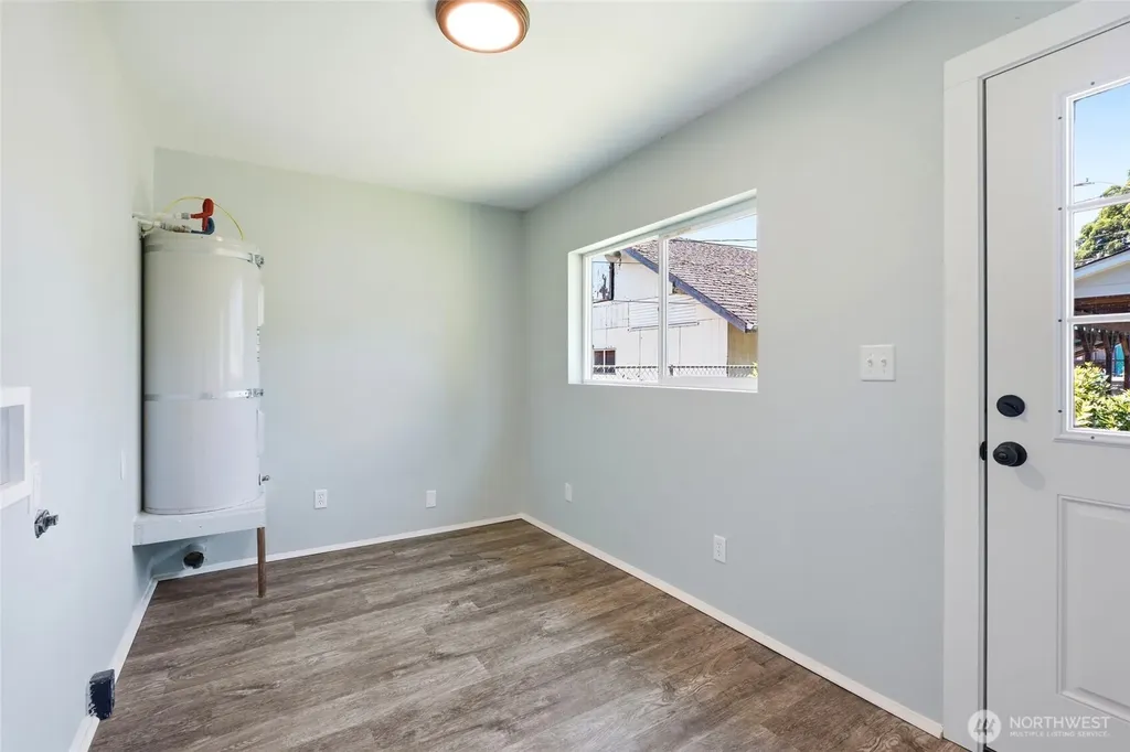 229 19th Avenue Longview WA 98632