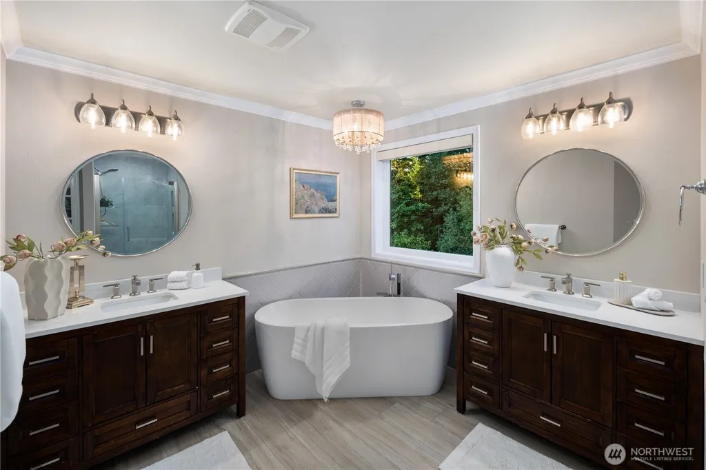 4227 NE 27th Place Renton WA 98059