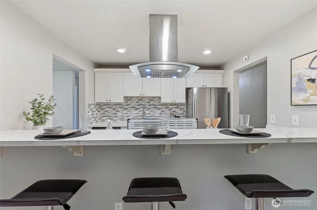12543 NE 23rd Place Bellevue WA 98005