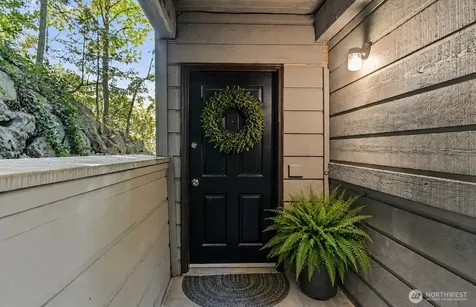 12543 NE 23rd Place Bellevue WA 98005
