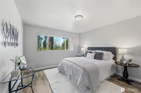 12543 NE 23rd Place Bellevue WA 98005