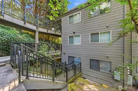 12543 NE 23rd Place Bellevue WA 98005