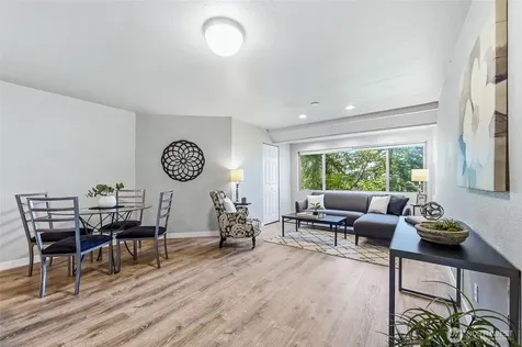 12543 NE 23rd Place Bellevue WA 98005