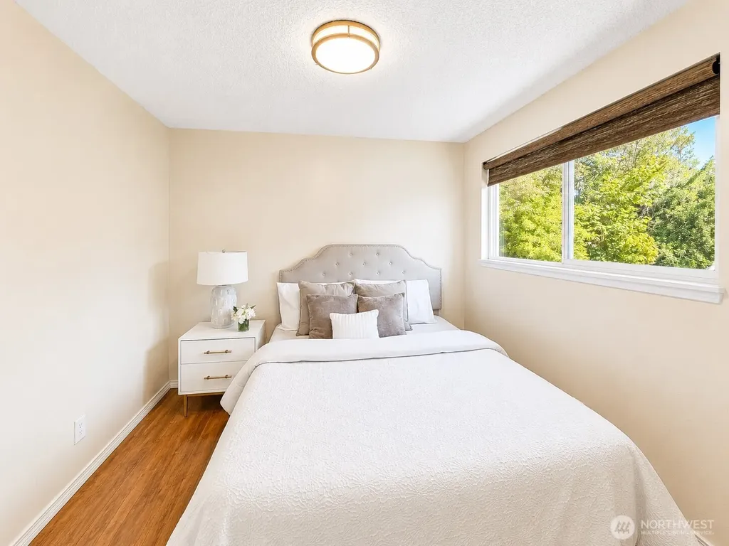 6950 24th Avenue SW Seattle WA 98106
