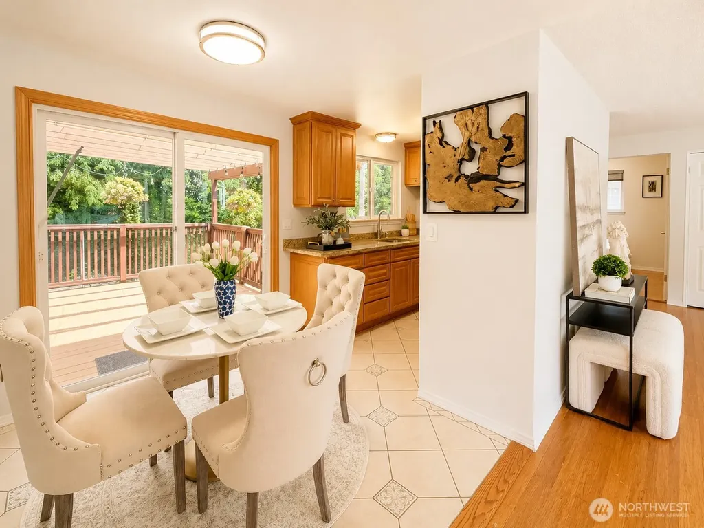 6950 24th Avenue SW Seattle WA 98106