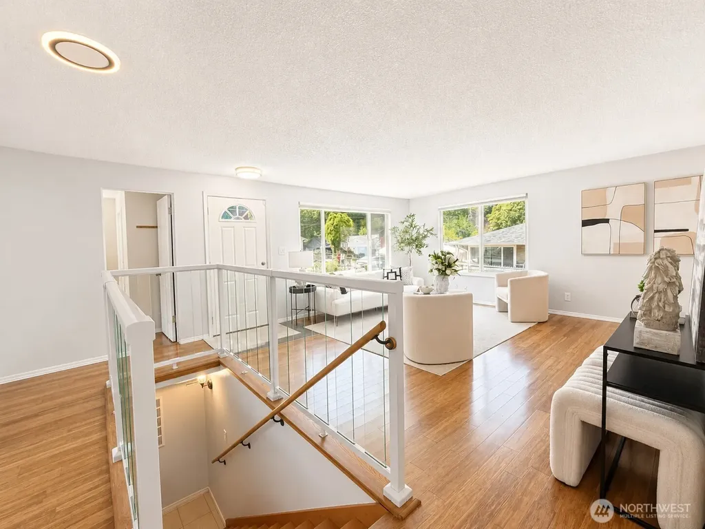 6950 24th Avenue SW Seattle WA 98106