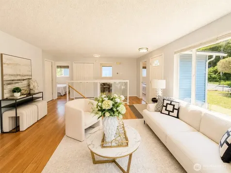6950 24th Avenue SW Seattle WA 98106
