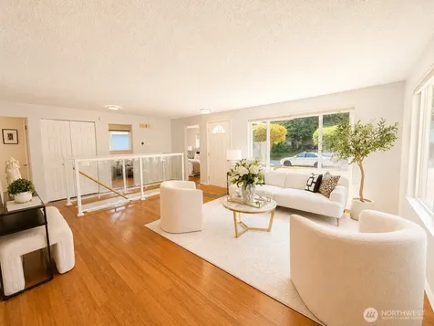 6950 24th Avenue SW Seattle WA 98106