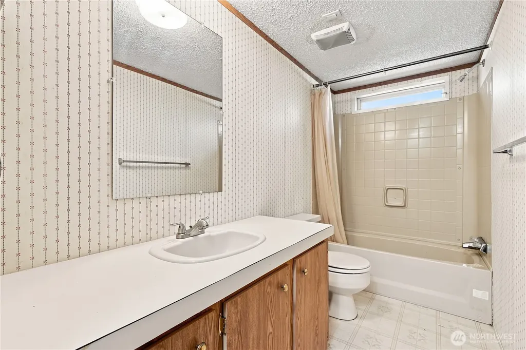 16802 NW Olympic Circle Drive Silverdale WA 98383