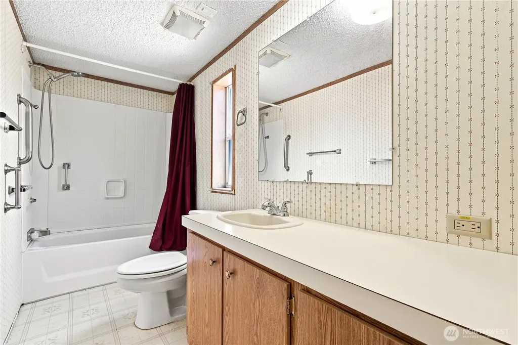 16802 NW Olympic Circle Drive Silverdale WA 98383