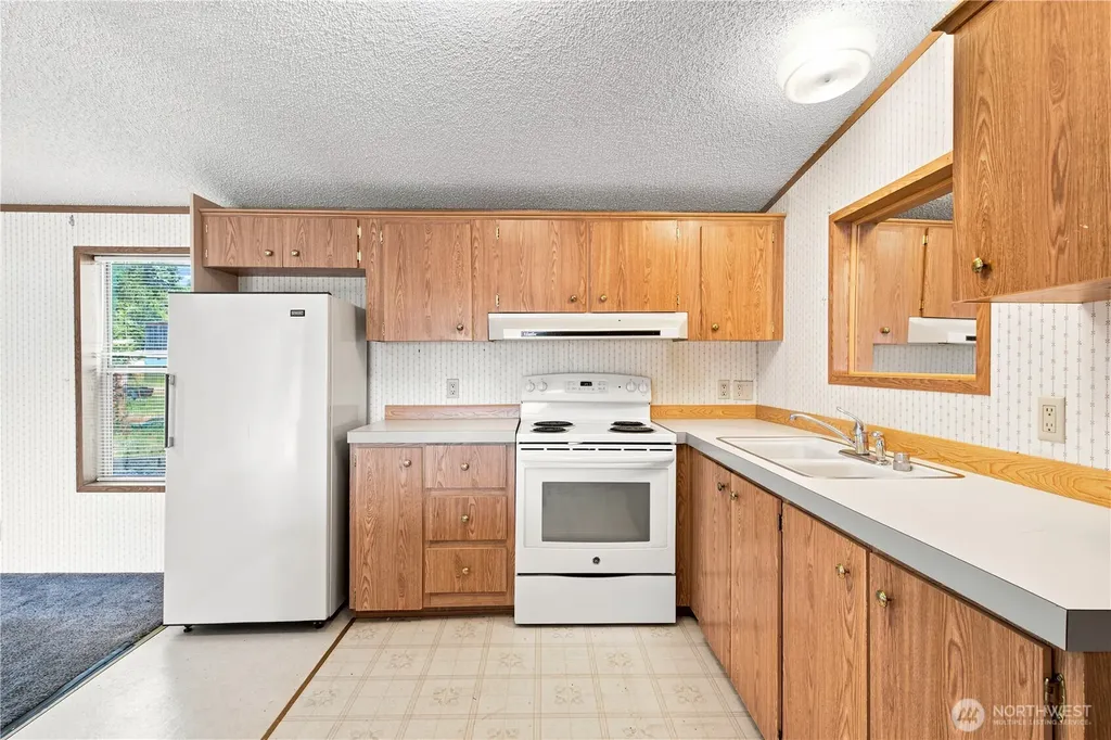 16802 NW Olympic Circle Drive Silverdale WA 98383