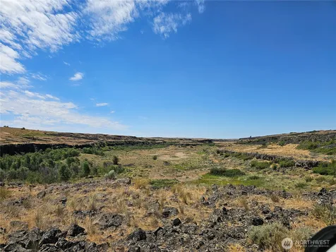 24414 Seven Springs Dairy Road E Harrington WA 99134