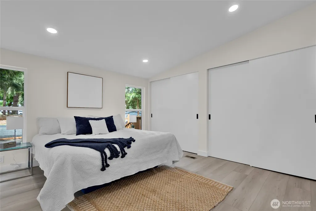 11 NE Davey Jones Court Belfair WA 98528