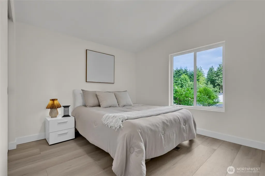 11 NE Davey Jones Court Belfair WA 98528