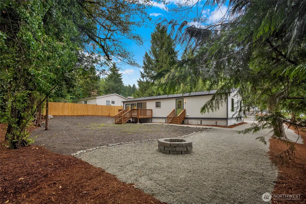 11 NE Davey Jones Court Belfair WA 98528