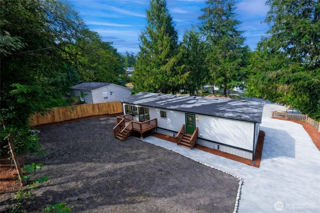 11 NE Davey Jones Court Belfair WA 98528