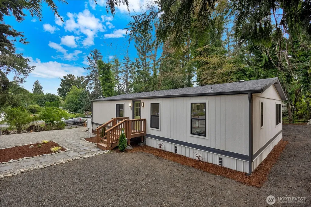 11 NE Davey Jones Court Belfair WA 98528
