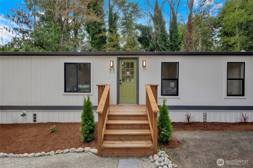 11 NE Davey Jones Court Belfair WA 98528