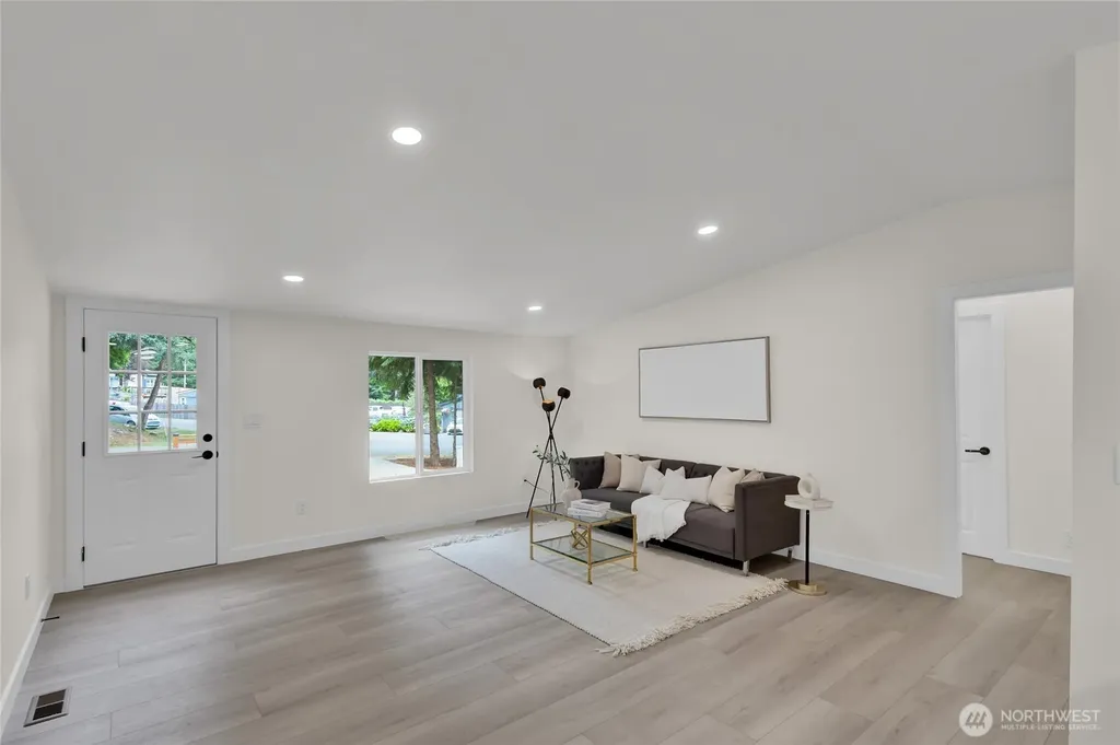 11 NE Davey Jones Court Belfair WA 98528