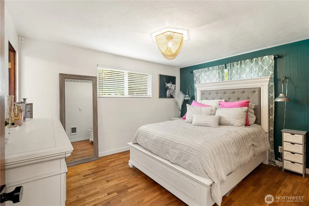 313 Hemlock Park Lane Aberdeen WA 98520