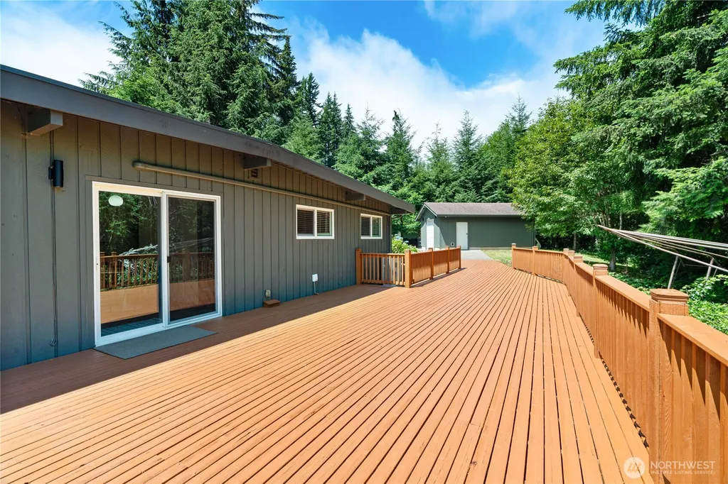 313 Hemlock Park Lane Aberdeen WA 98520